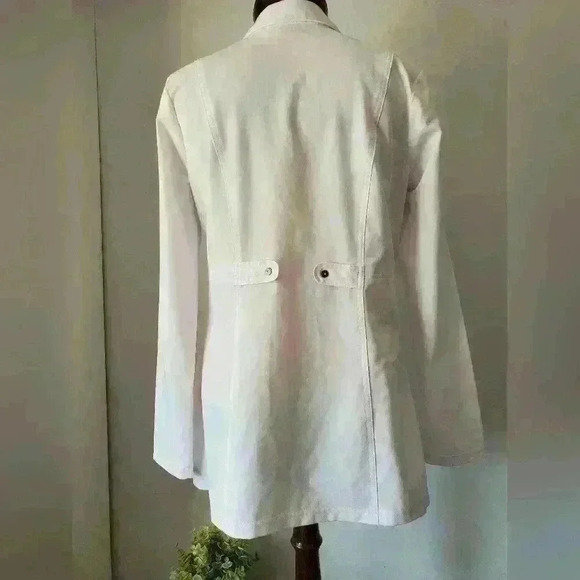 Dickies lightweight white  jacket. Size small. - Picture 6 of 9